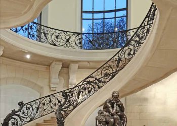 اهمیت پله گرد در معماری
